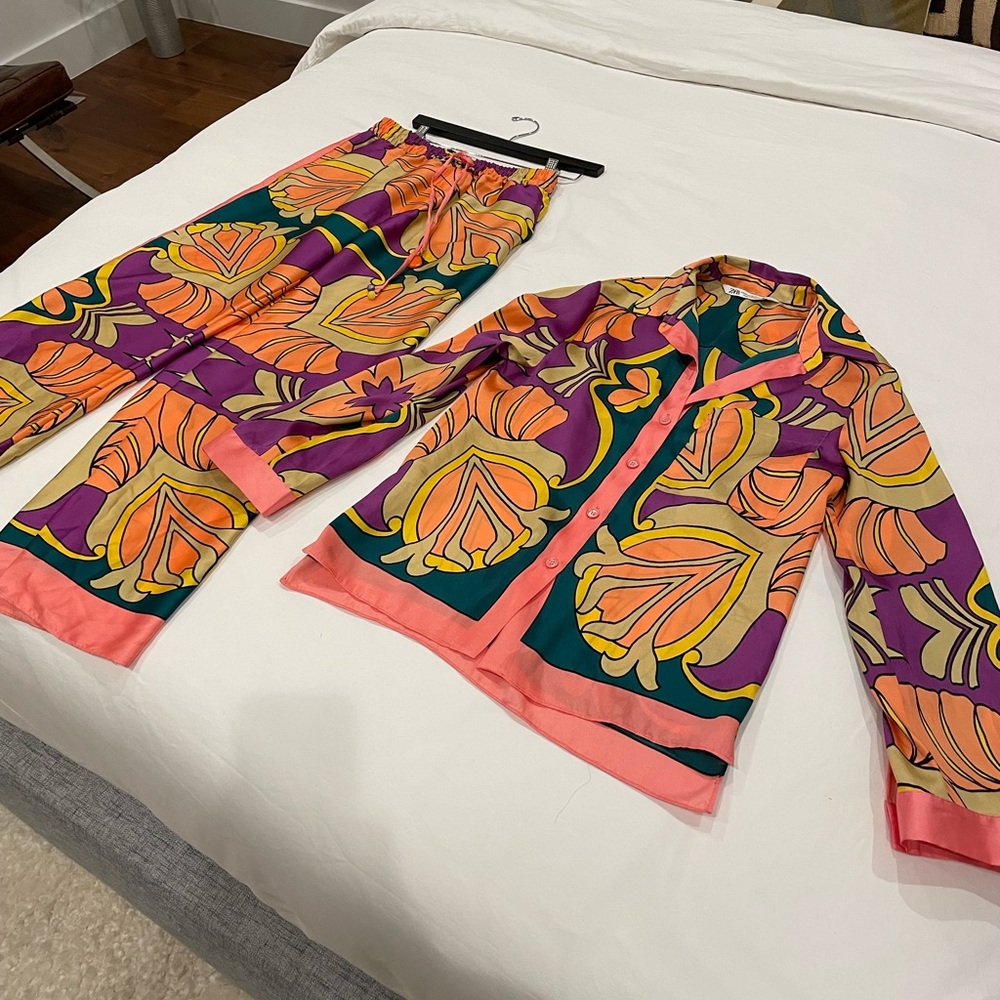Zara set. (pants+blouse)
